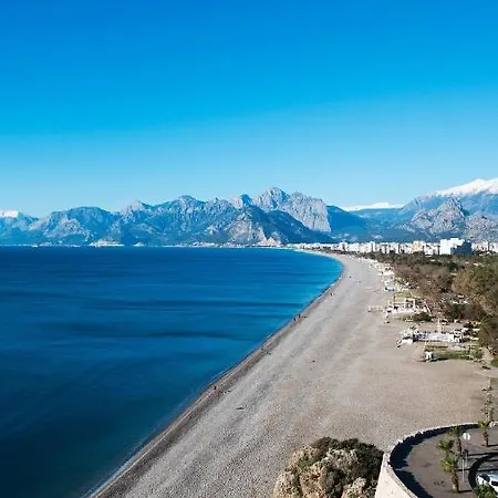 Central Location , Modern Family , Near Sea Apartment Antalya