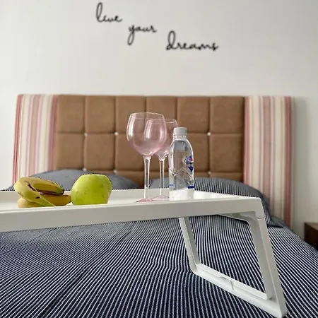 Central Location , Modern Family , Near Sea Apartment *